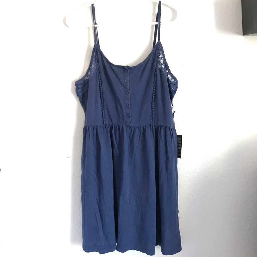 FOREVER 21 blue button up dress with lace details
